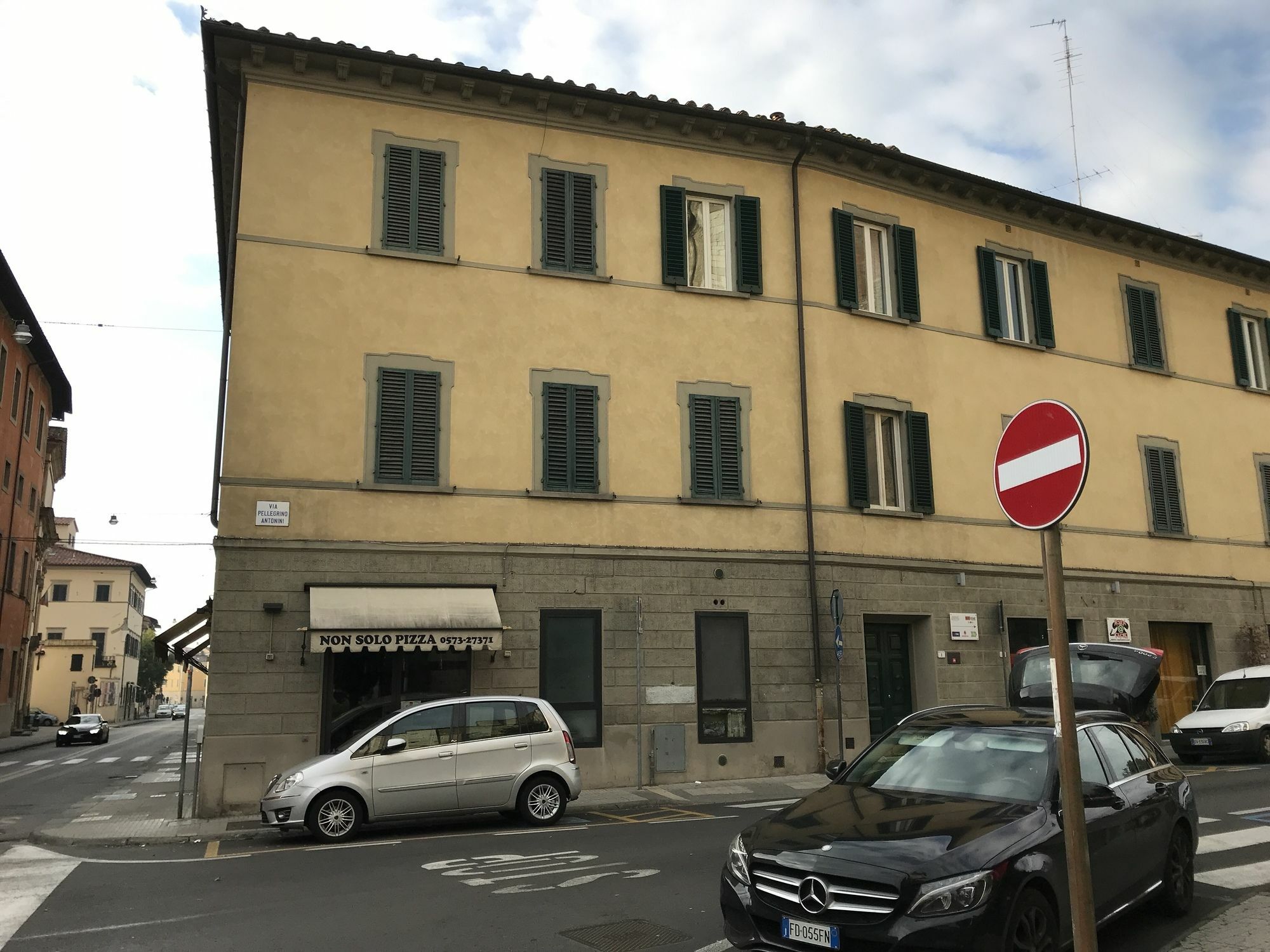 Antica Dimora Pellegrino Hotel ปิสโตยา ภายนอก รูปภาพ