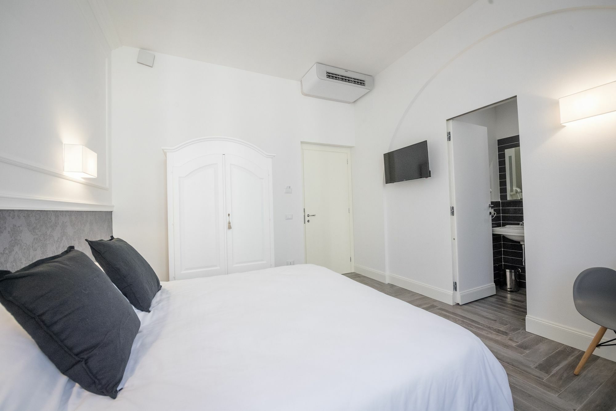 Antica Dimora Pellegrino Hotel ปิสโตยา ภายนอก รูปภาพ